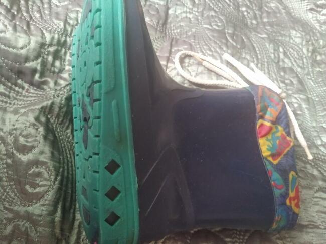 Kalosze ocieplane dziecięce.