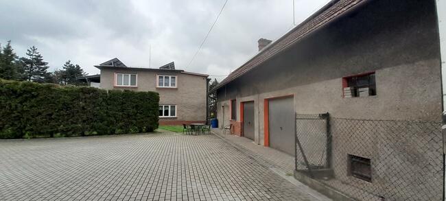 Dzięgielów - posiadłość na sprzedaż.