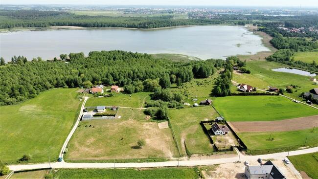 Działka budowlana w Chruścielach