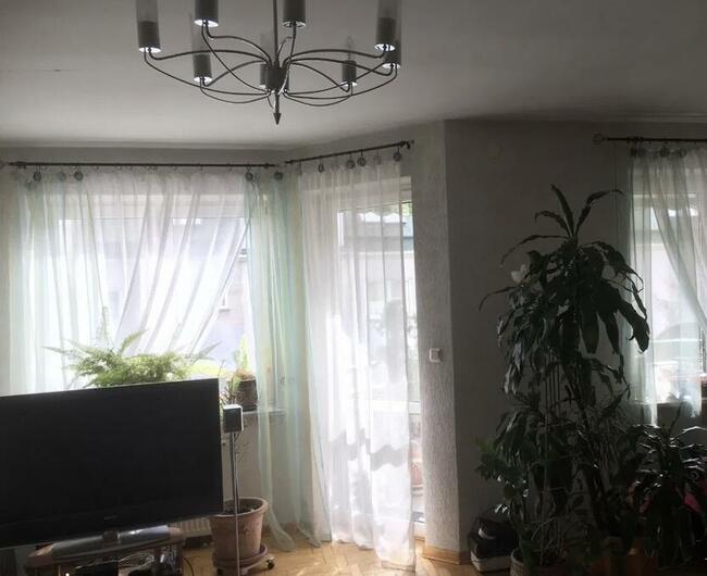 Dwupoziomowe mieszkanie + strych przy Parku Szczęśliwickim