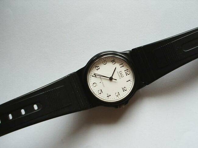 Firmowy zegarek Q&Q typu unisex młodzieżowy