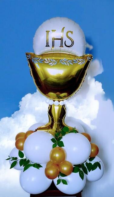 Dekoracja komunijna z balonów, balony, komunia