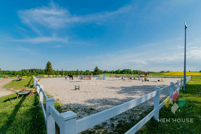 Dworek po renowacji, stadnina koni, duży potencjał