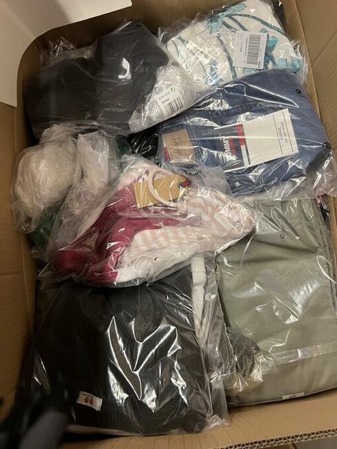 Odziez premium Hurt Pakiety Marek Premium levis armani fila