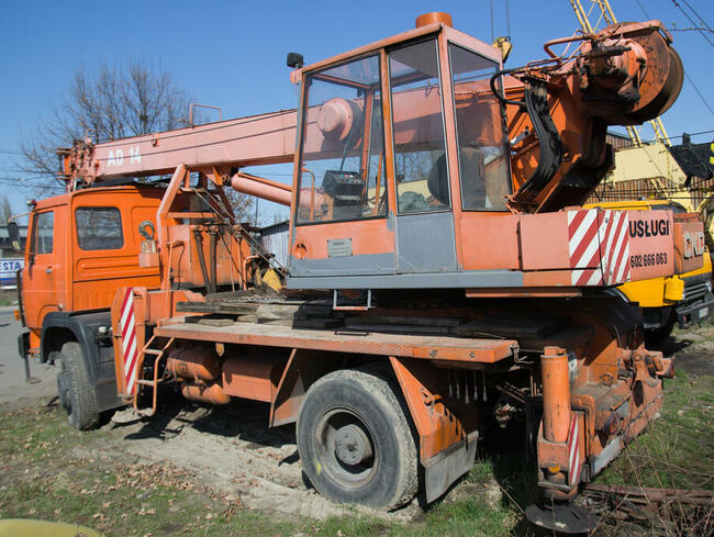 Dźwig samobieżny Liaz AD-14 14 t.