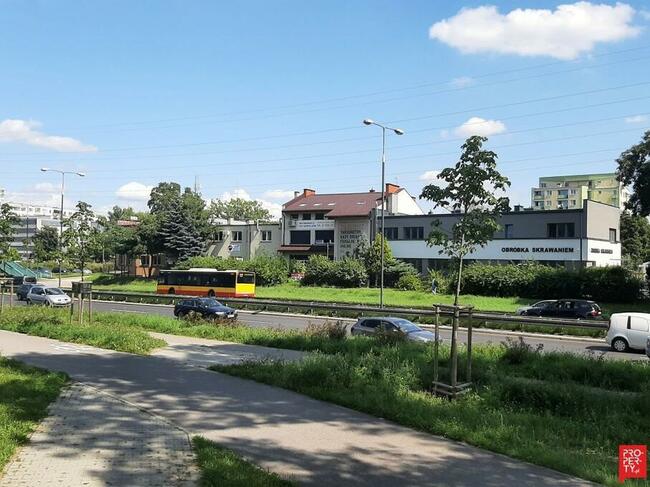 Inwestycja Warszawa Wola , Budynek usługi handel