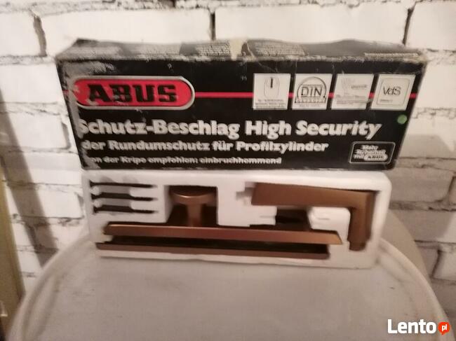 Sprzedam zamki i wklady drzwiowe, w promocjii