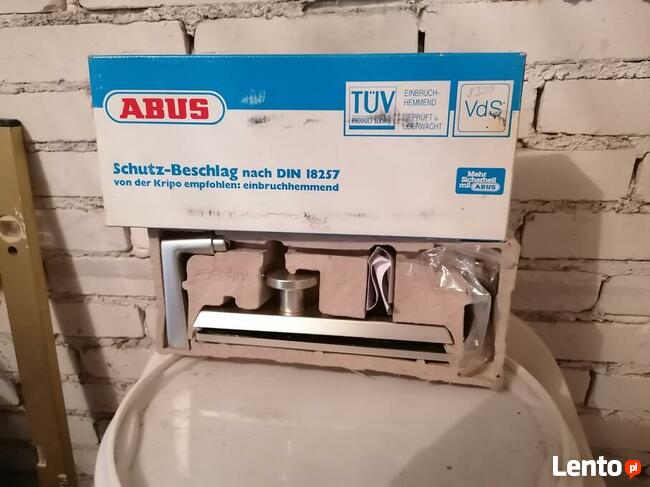 Sprzedam zamki i wklady drzwiowe, w promocjii