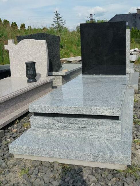 Sprzedaż nagrobków Jelenia Góra i okolice. Okazyjne ceny.