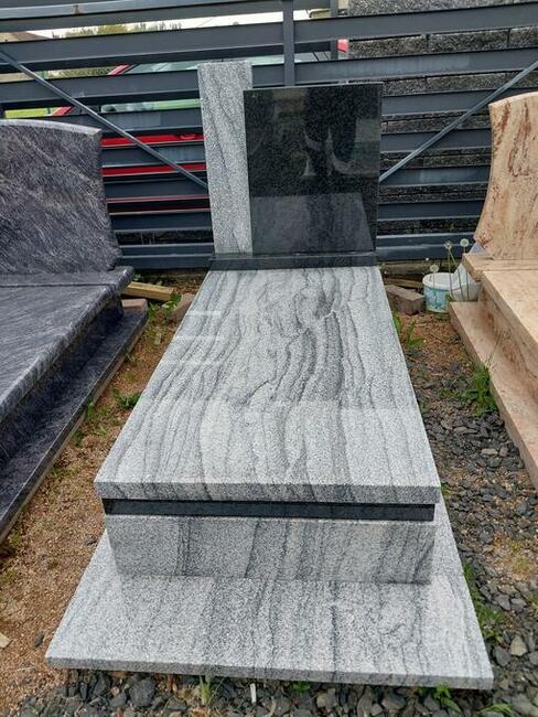 Sprzedaż nagrobków Jelenia Góra i okolice. Okazyjne ceny.