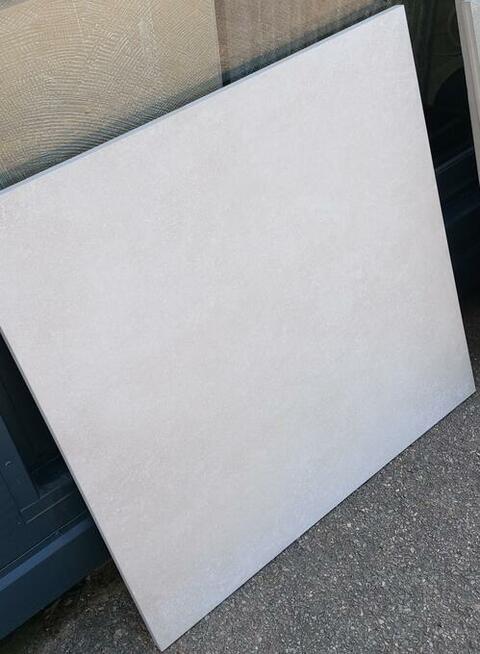 Płyty na tarasy wentylowane gresowe 2cm 80x80 GAT.1 Montego