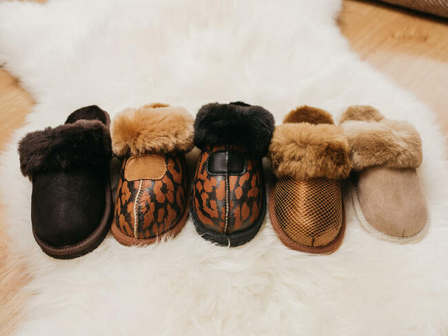 Kapcie i Pantofle ze Skór Owczych Naturalnych PRODUCENT
