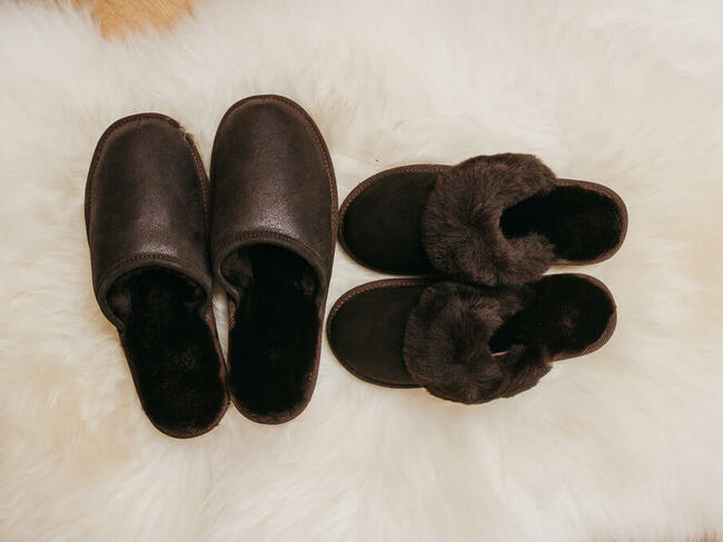 Kapcie i Pantofle ze Skór Owczych Naturalnych PRODUCENT