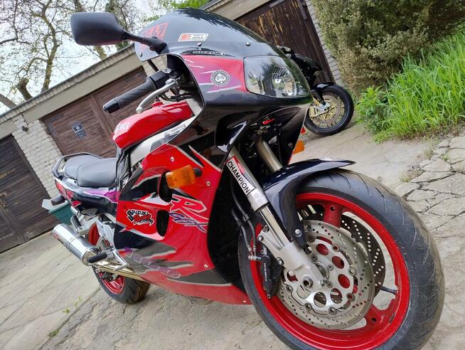Sprzedam Suzuki GSX-R 1100 w