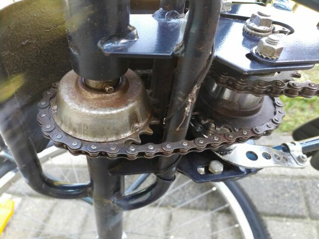 Rower trójkołowy rehabilitacyjny.