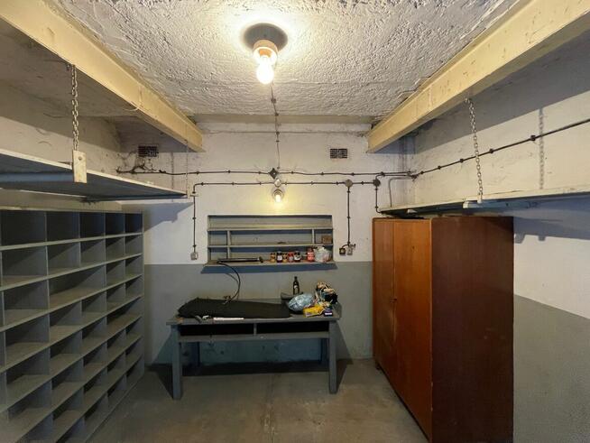 Sprzedam murowany GARAŻ - Osiedle Spokojna