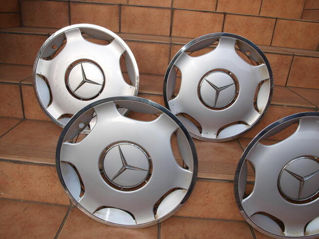 Mercedes kołpaki 15 chrom oryginalne (komplet 4 sztuki)
