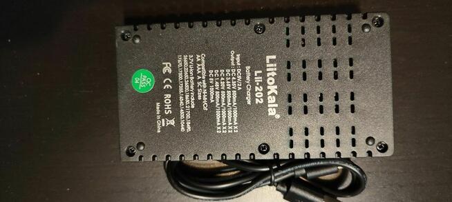 Ładowarka do akumulatorów LiitoKala Lii-202 AA AAA 18650