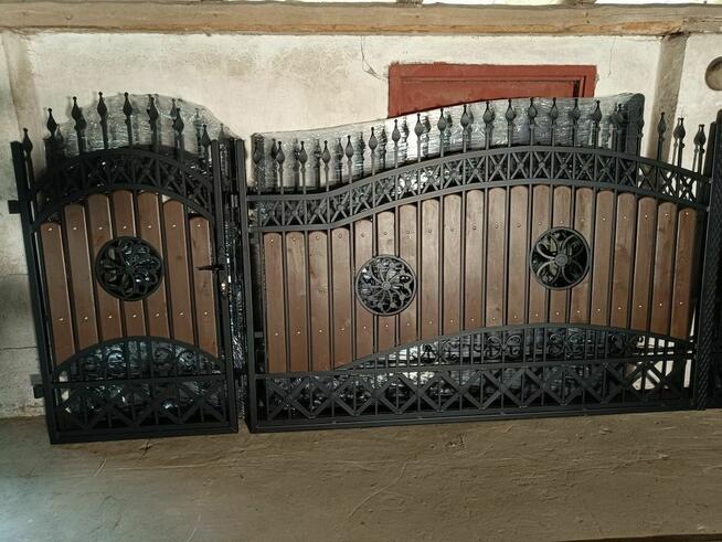 Brama Wjazdowa Dwuskrzydłowa Kuta