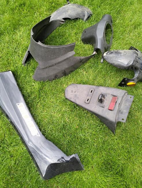 Elementy obudowy skutera Romet 767