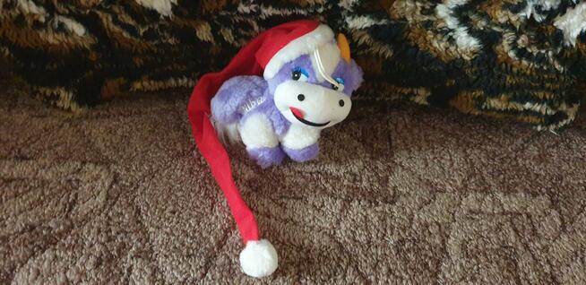 Maskotki, pluszaki (misie coca-cola, krówka Milka)