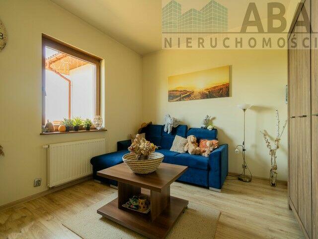 Wyjątkowy dom na sprzedaż z garażem w gm. Rzgów