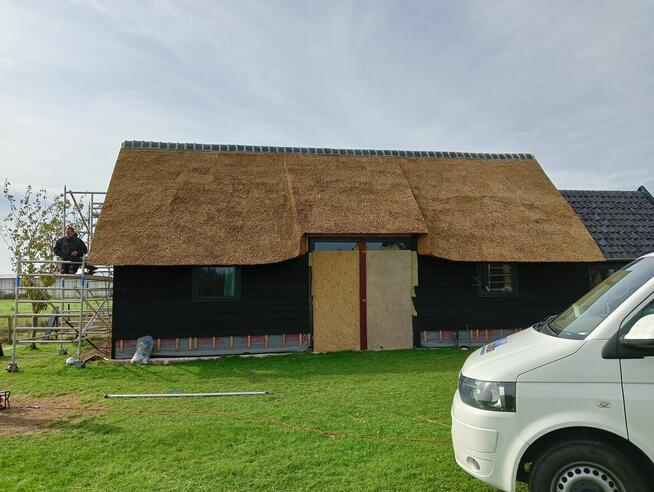 Altanki, altany, dachy, trzcina