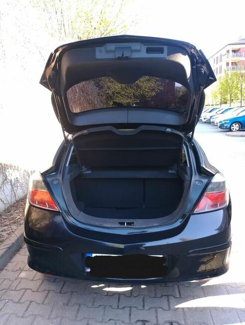 Sprzedam opel astra H benzyna rocznik 2009