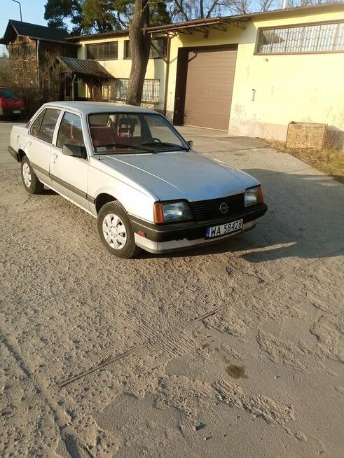 Opel Ascona 1.6E zarejestrowana w PL