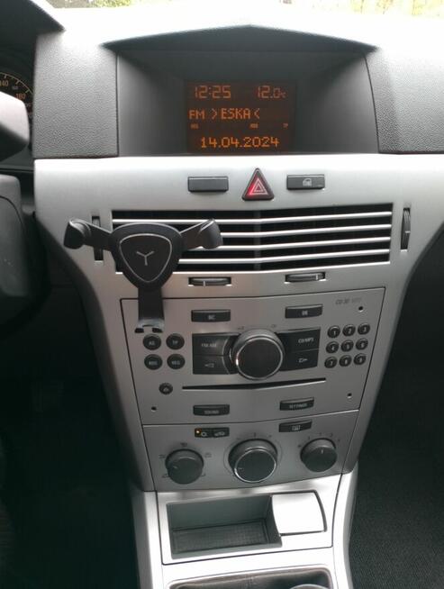 Sprzedam opel astra H benzyna rocznik 2009