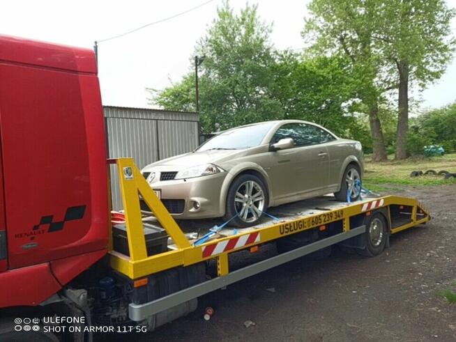 Holowanie Transport samochodów maszyn