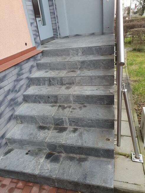 Sprzątanie balkonów usuwanie ptasich odchodów