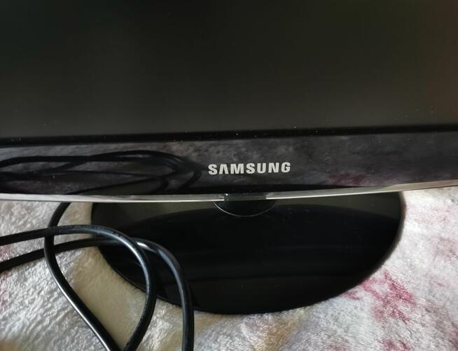 Monitor Samsung 54 cali