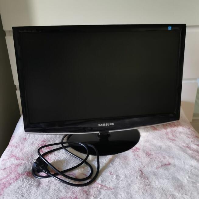 Monitor Samsung 54 cali