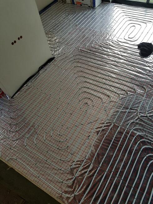 Ogrzewanie podłogowe, instalacje wod-kan