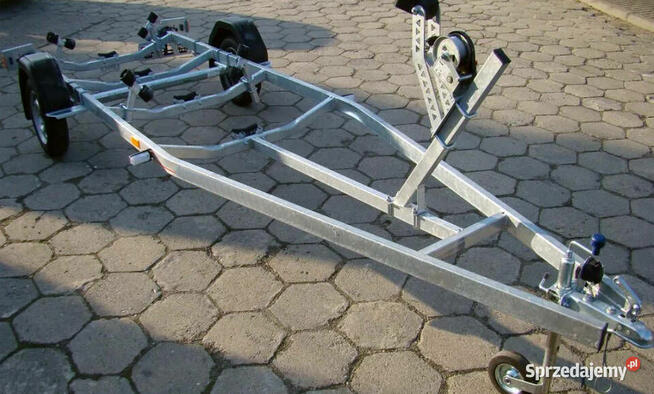 ŁÓDZ MOTOROWA OPEN 400 z KONSOLĄ i Przyczepą 750kg