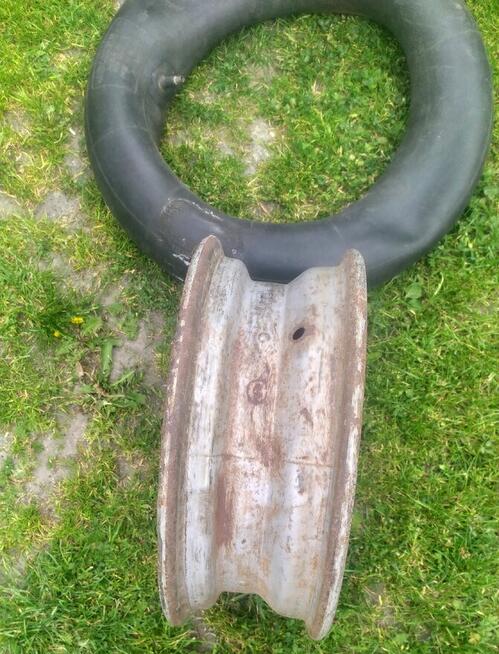 Sprzedam felgę z dętką do Fiata 126p