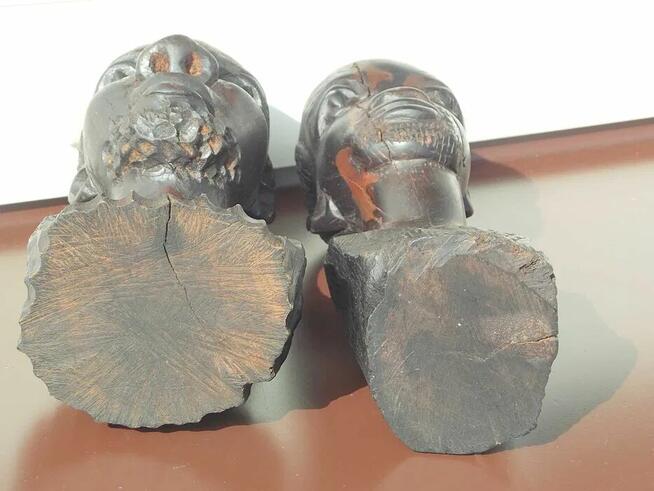 Dwie rzeźby z hebanu - Mozambiku lata 60-tych