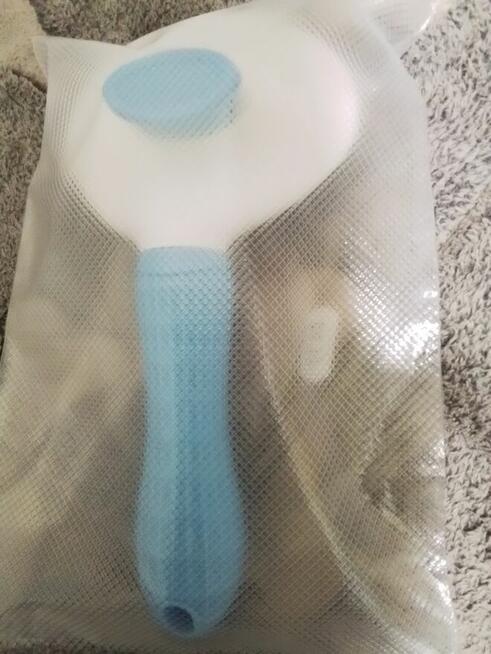 Szczotka do pielęgnacji sierści psów I kotów.