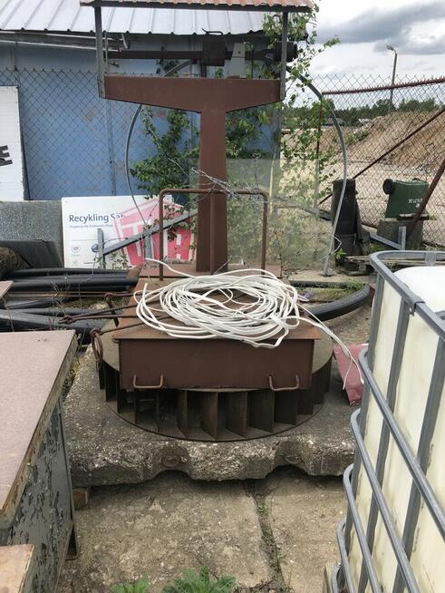 Waga stalowa 300 KG oraz 500 KG .