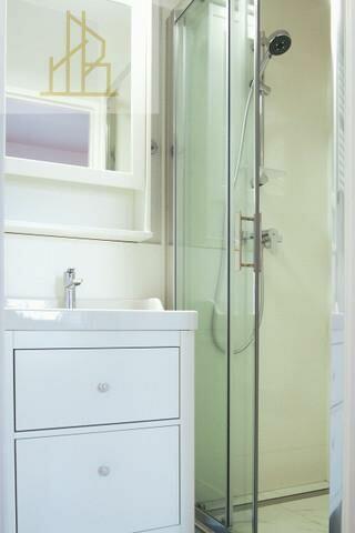 Mieszkanie Warszawa Śródmieście, Śródmieście, Powstańców Warszawy Pl.