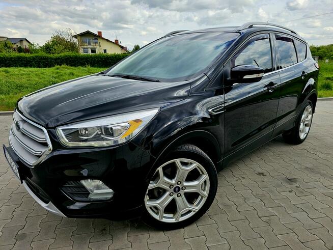 Ford Kuga 2019 rok 4x4 Titanium automat