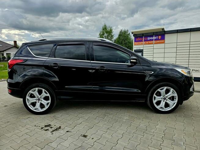 Ford Kuga 2019 rok 4x4 Titanium automat