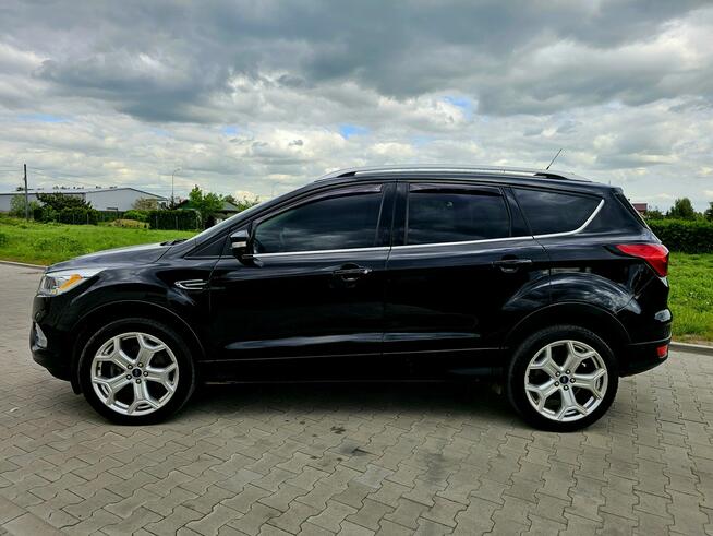 Ford Kuga 2019 rok 4x4 Titanium automat