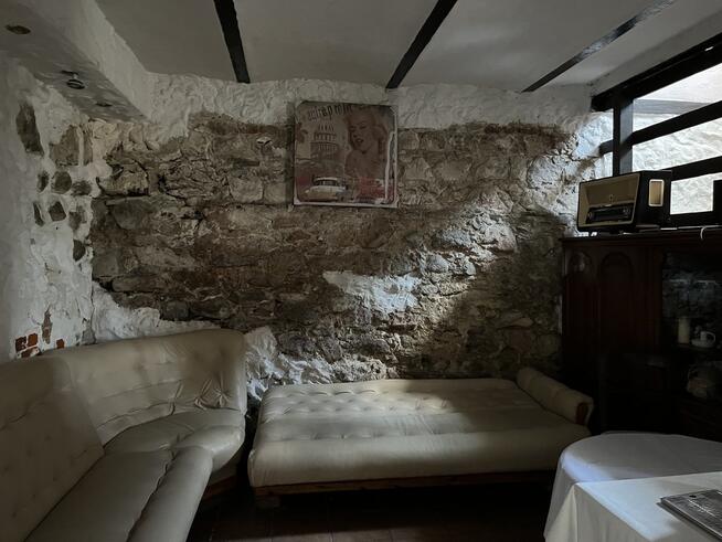 Restauracja "REJS" ul. Portowa 2 w Puławach.