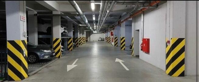 Miejsca Postojowe Tarnogaj // Ostatnie sztuki (Wrocław)