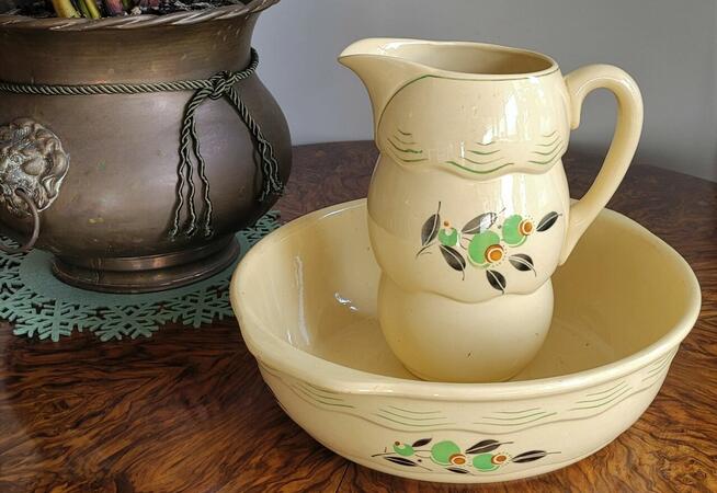 100 letni ceramiczny zestaw łazienkowy Boch Freres w stylu A