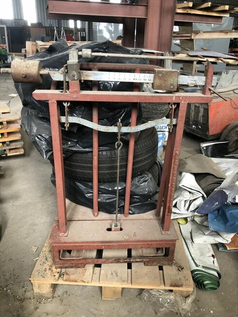 Waga stalowa 300 KG oraz 500 KG .