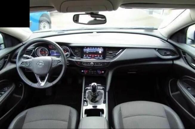 Opel Insignia ST 1.5T Elite S&S z 2018 roku