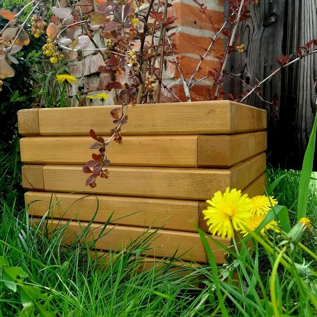 Donica drewniana sosnowa KWADRATOWA